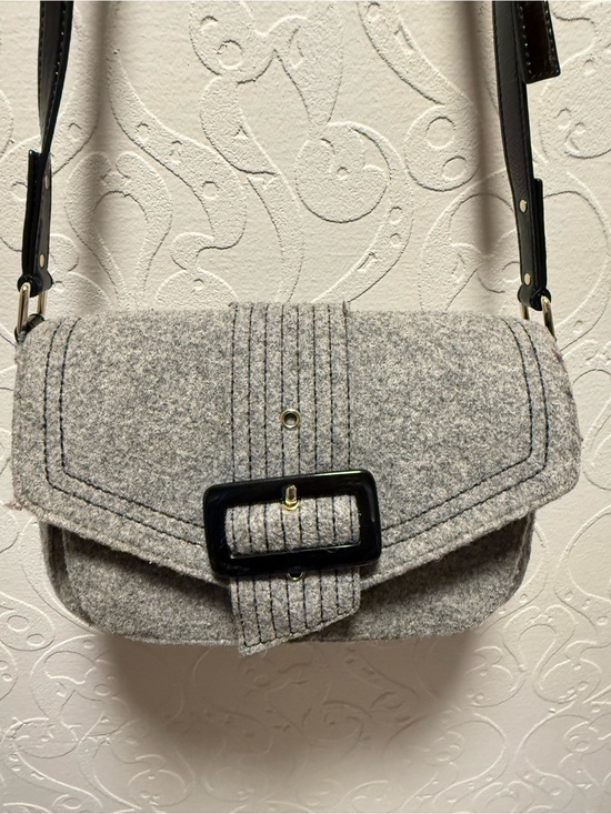 kate spade Handbags - Kate Spade Raleigh Walker Park Gray Wool Crossbody Shoulder Bag